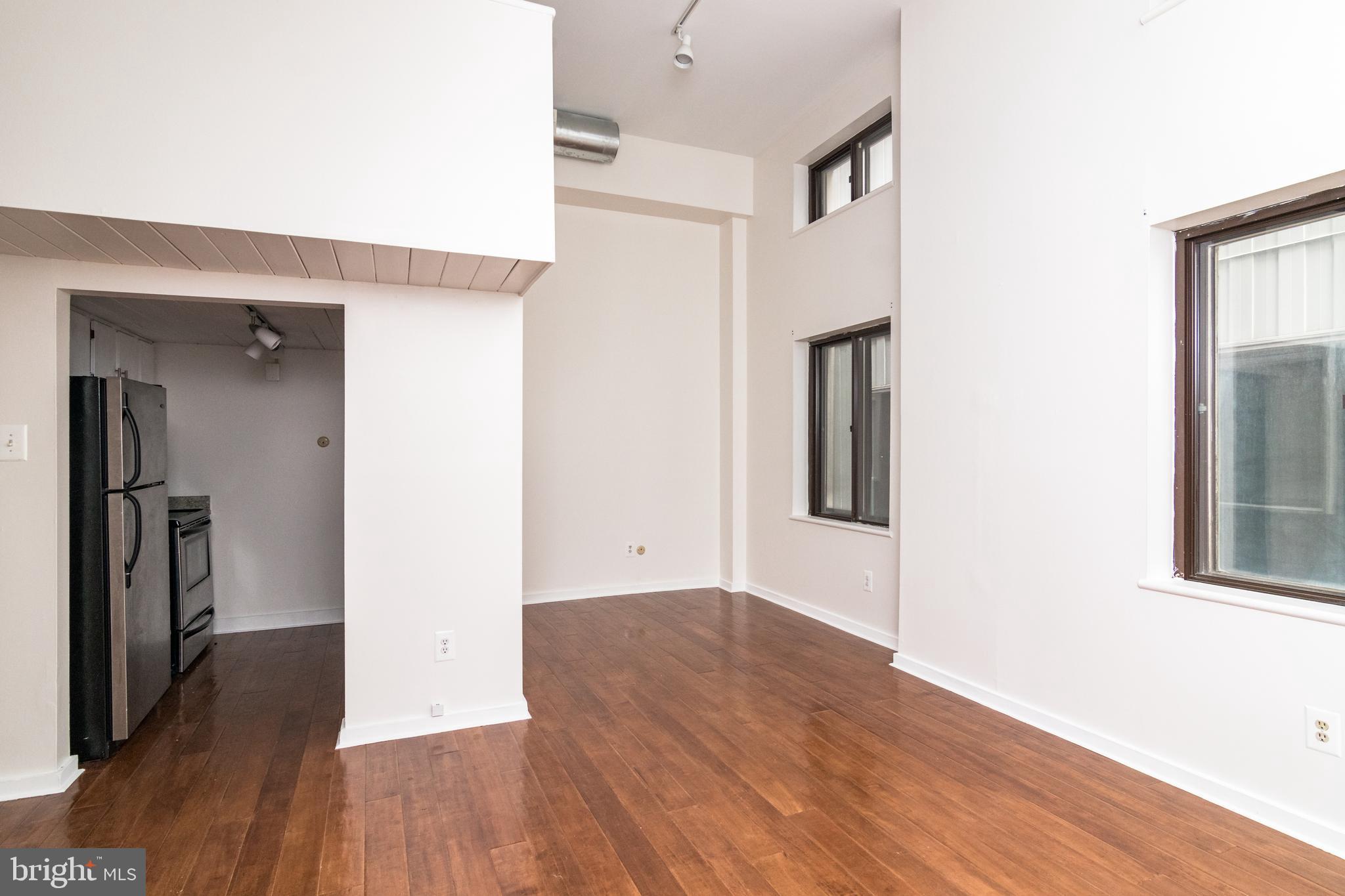 WASHINGTON SQ WEST - Residential