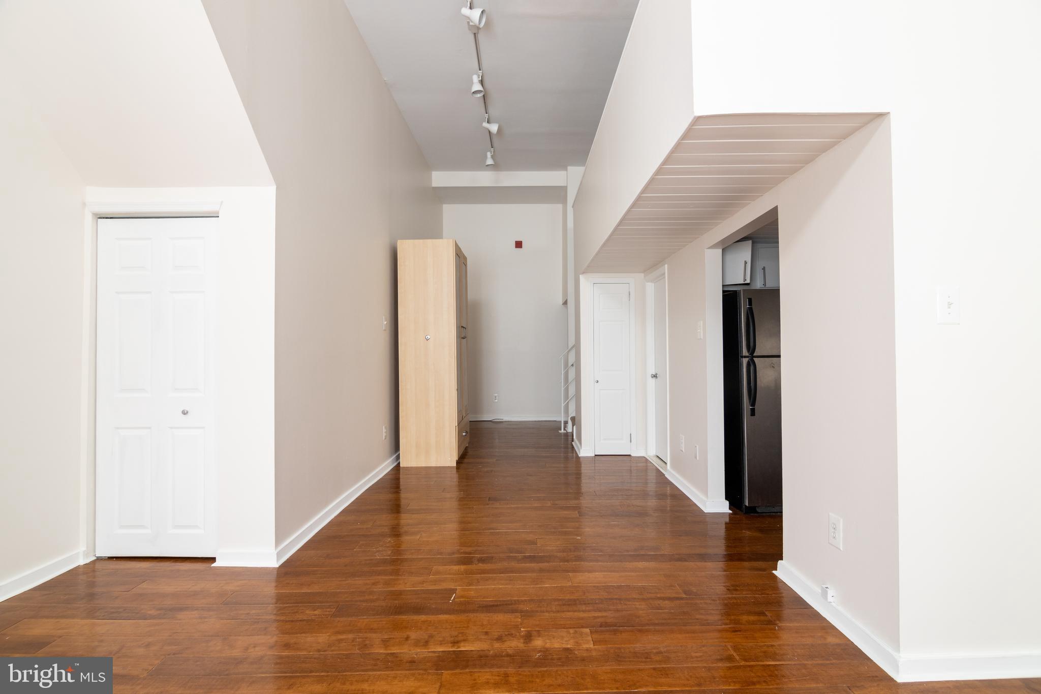 WASHINGTON SQ WEST - Residential