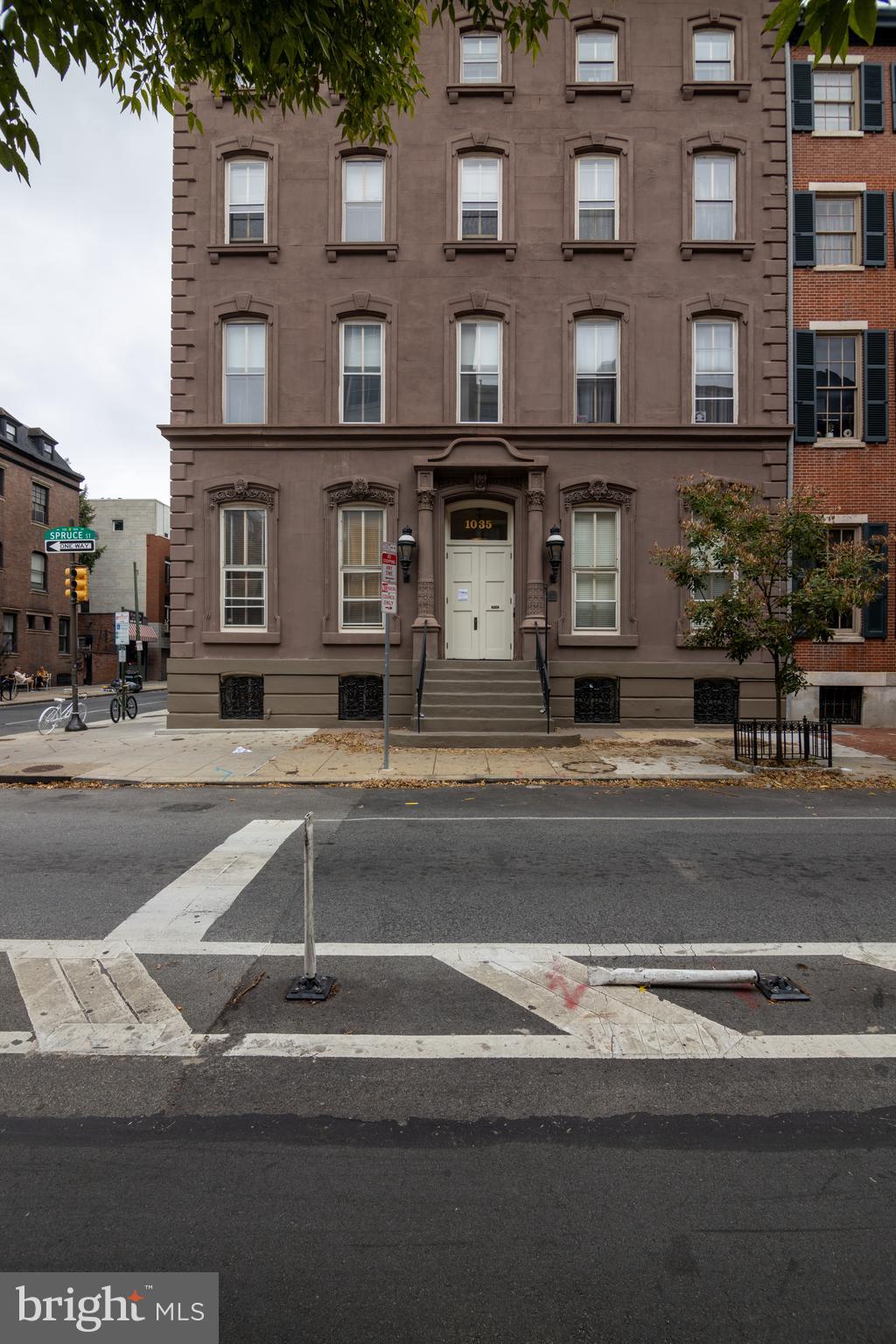 WASHINGTON SQ WEST - Residential
