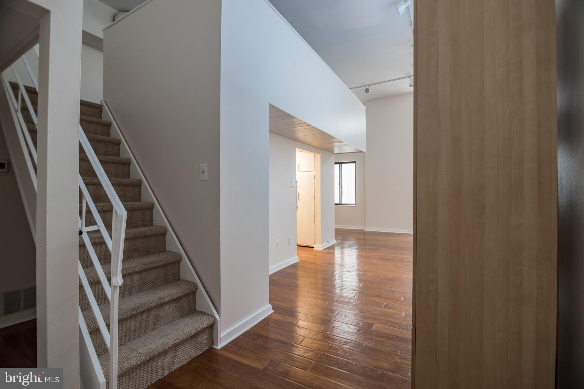 WASHINGTON SQ WEST - Residential