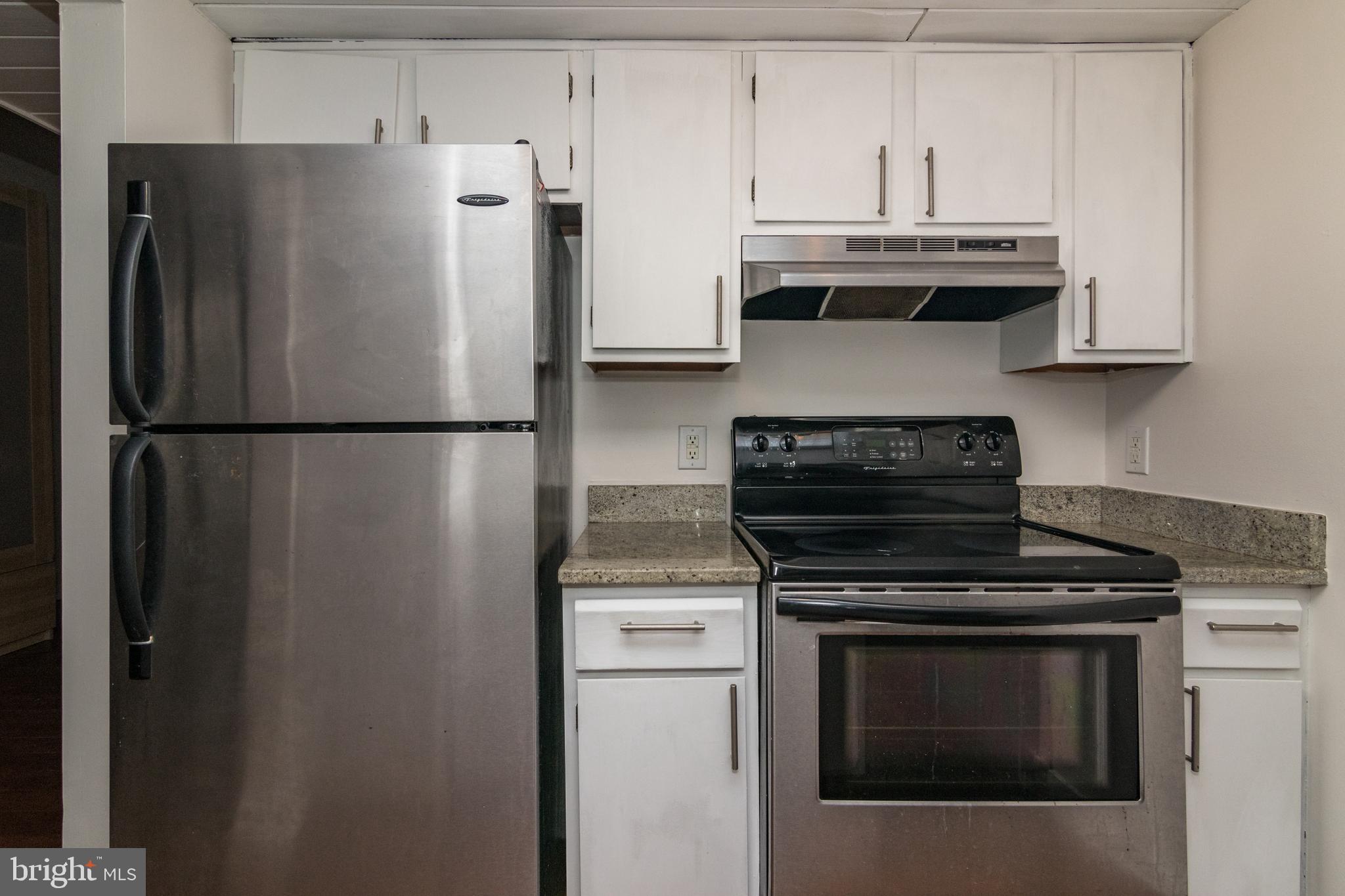 WASHINGTON SQ WEST - Residential