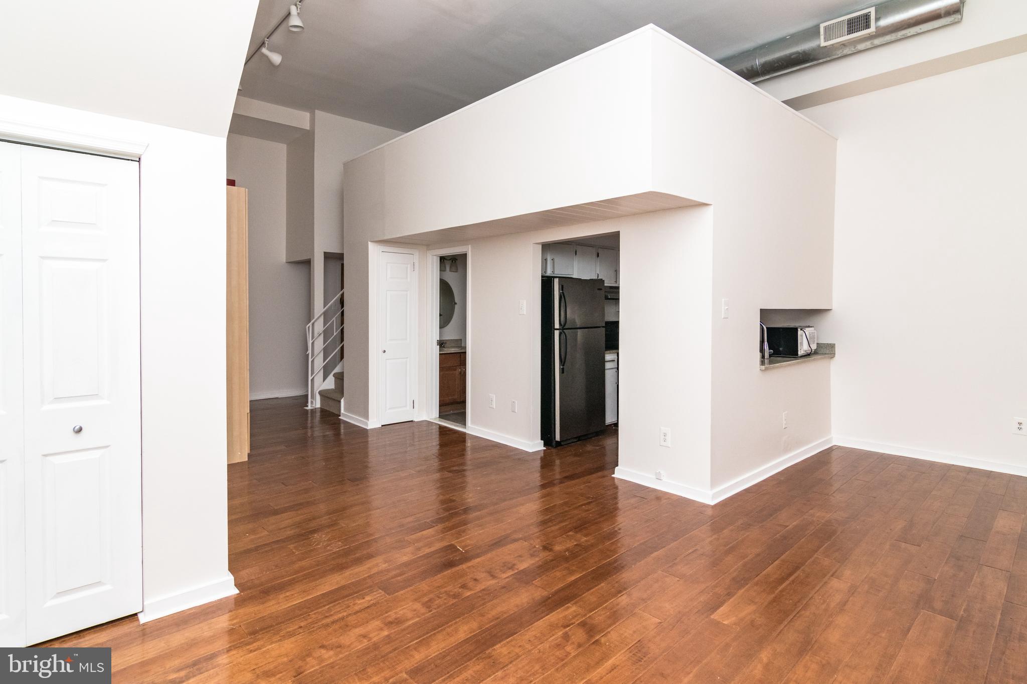 WASHINGTON SQ WEST - Residential