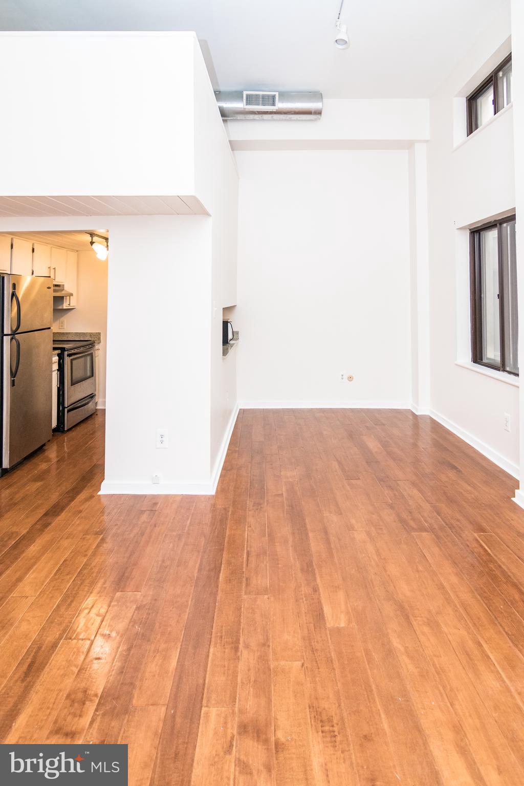 WASHINGTON SQ WEST - Residential