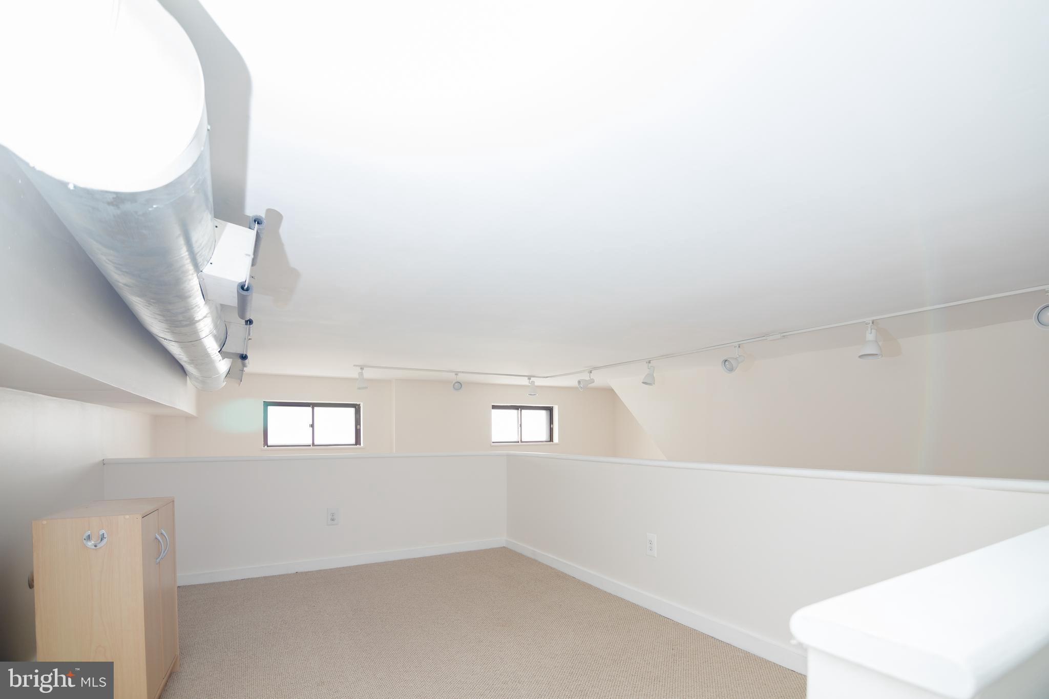 WASHINGTON SQ WEST - Residential