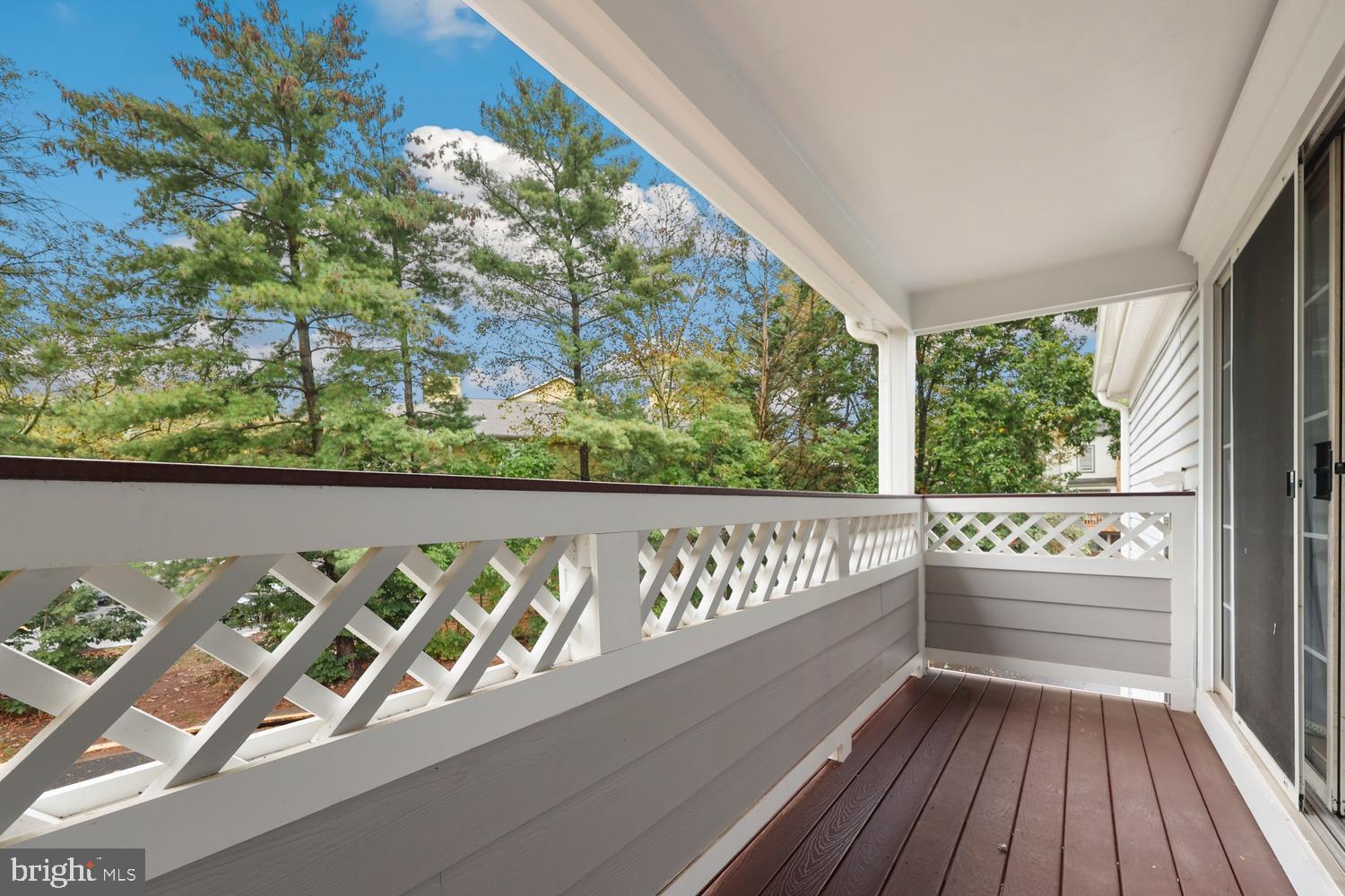 LIFESTYLE AT SULLY STATION - Residential