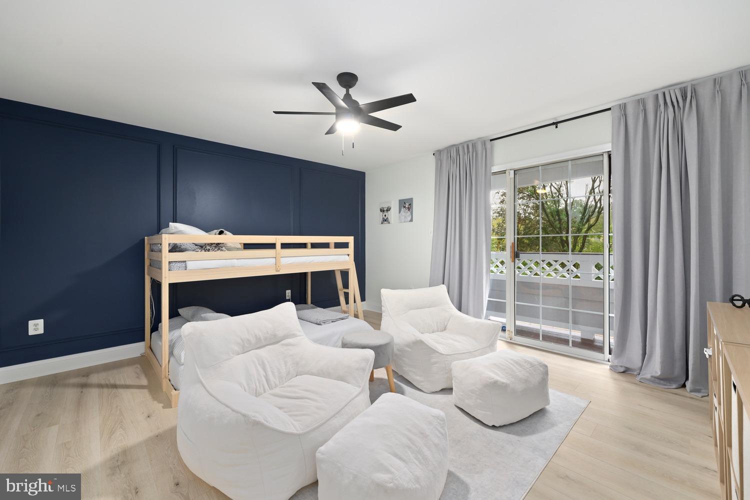 LIFESTYLE AT SULLY STATION - Residential