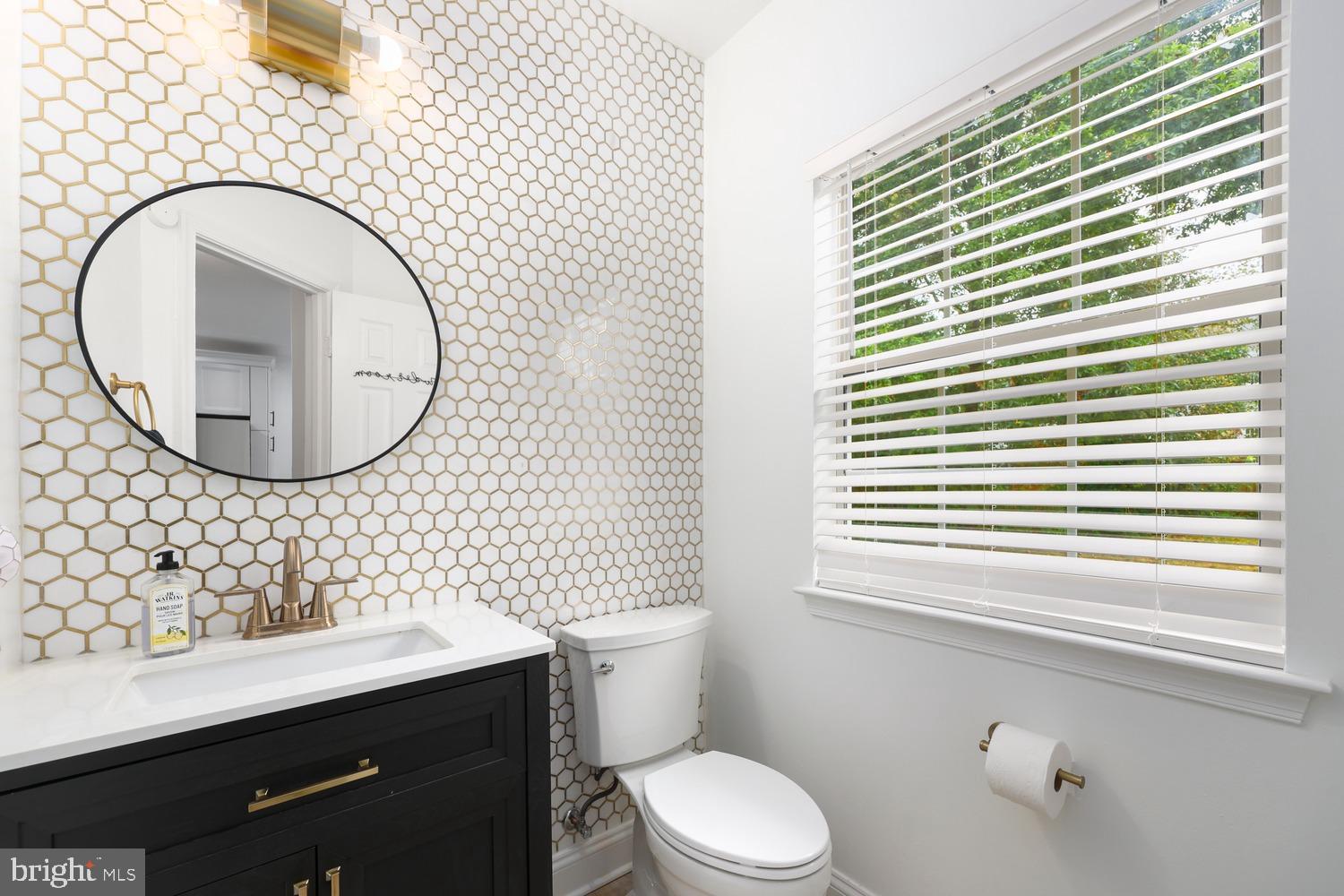 LIFESTYLE AT SULLY STATION - Residential