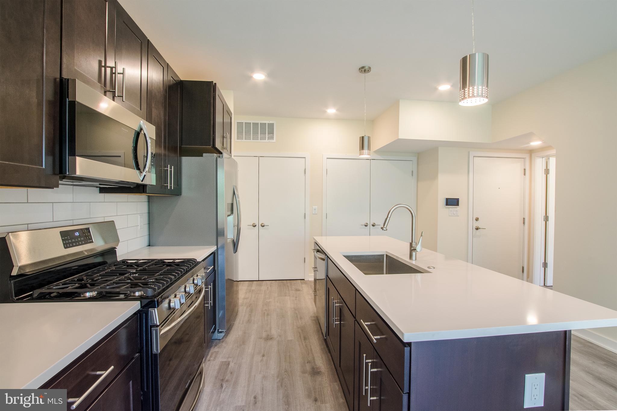 POINT BREEZE - Residential Lease