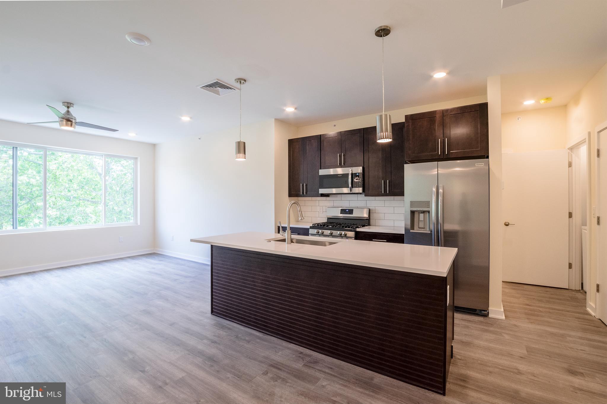 POINT BREEZE - Residential Lease