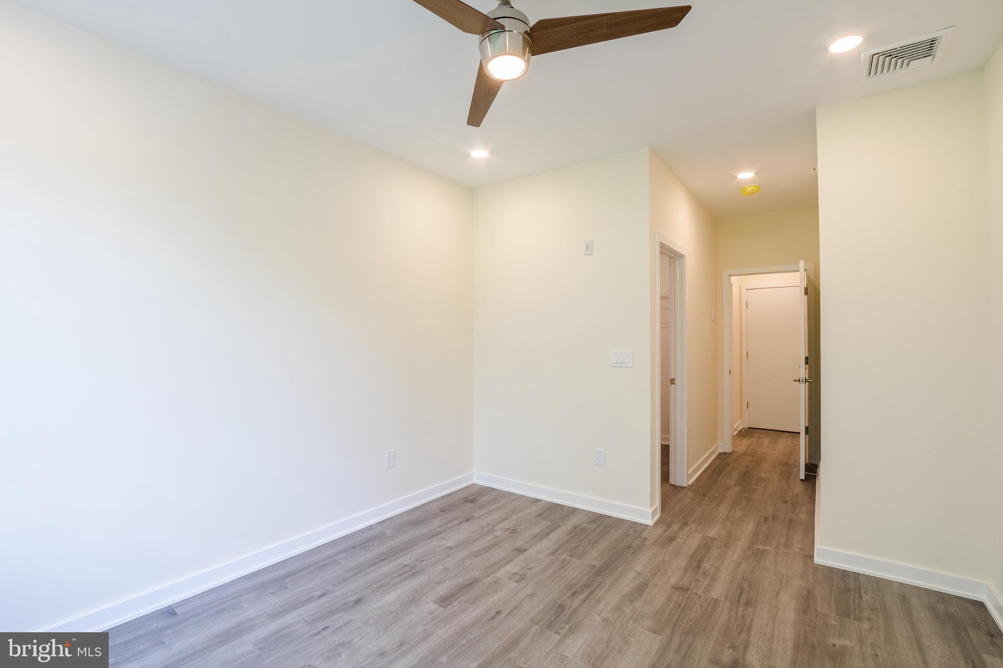 POINT BREEZE - Residential Lease