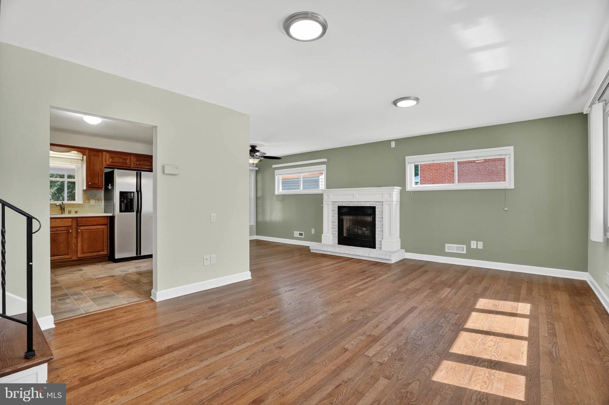 920 VANDERWOOD ROAD