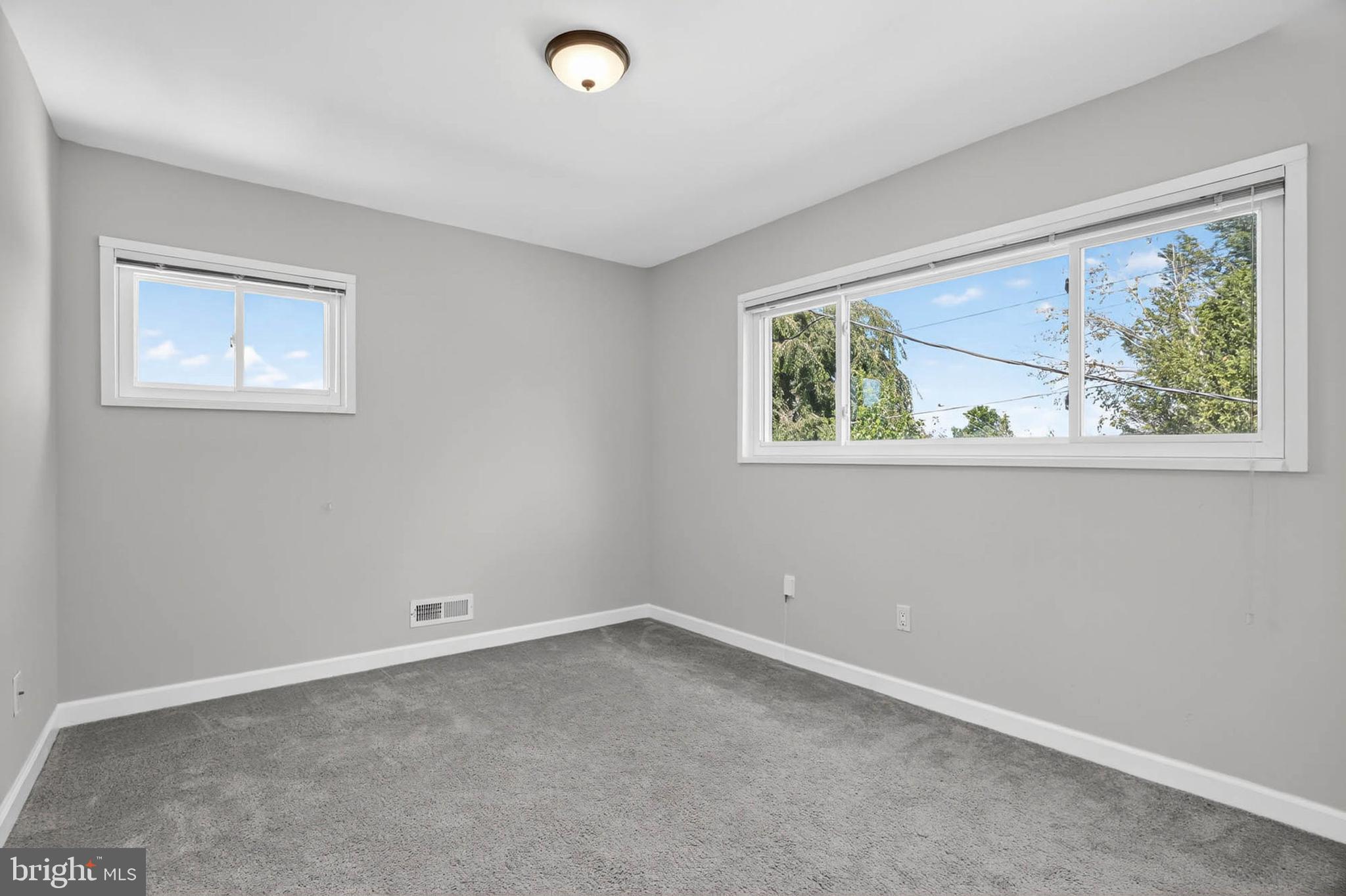 WESTVIEW PARK - Residential