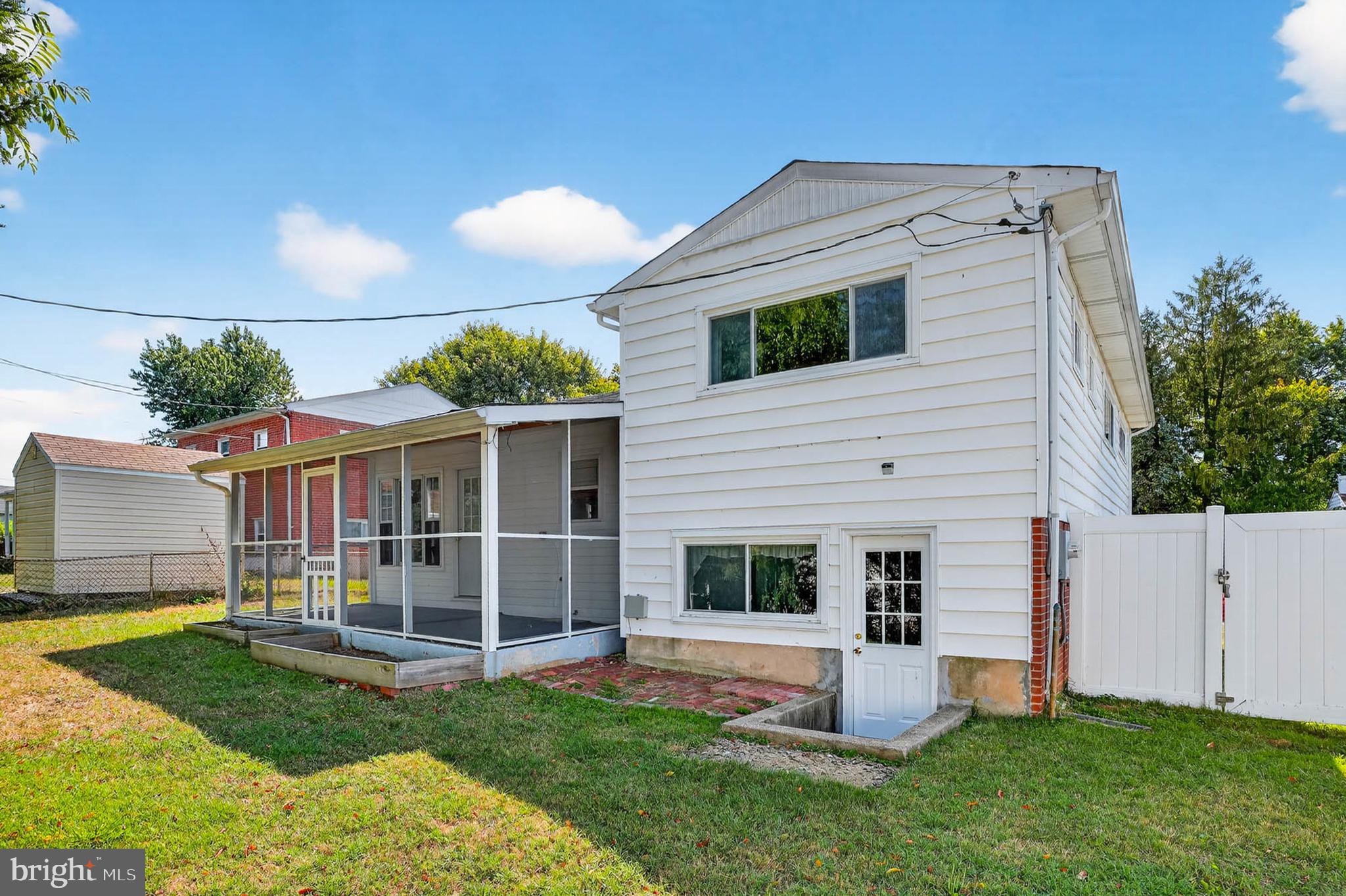 WESTVIEW PARK - Residential