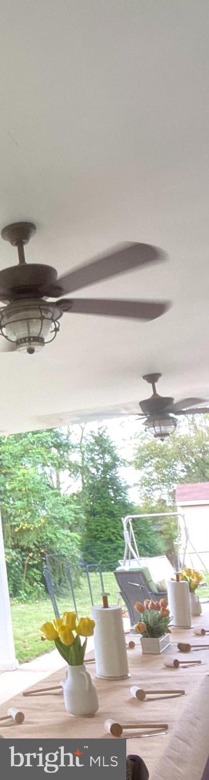 FOUR SEASONS - Residential Lease