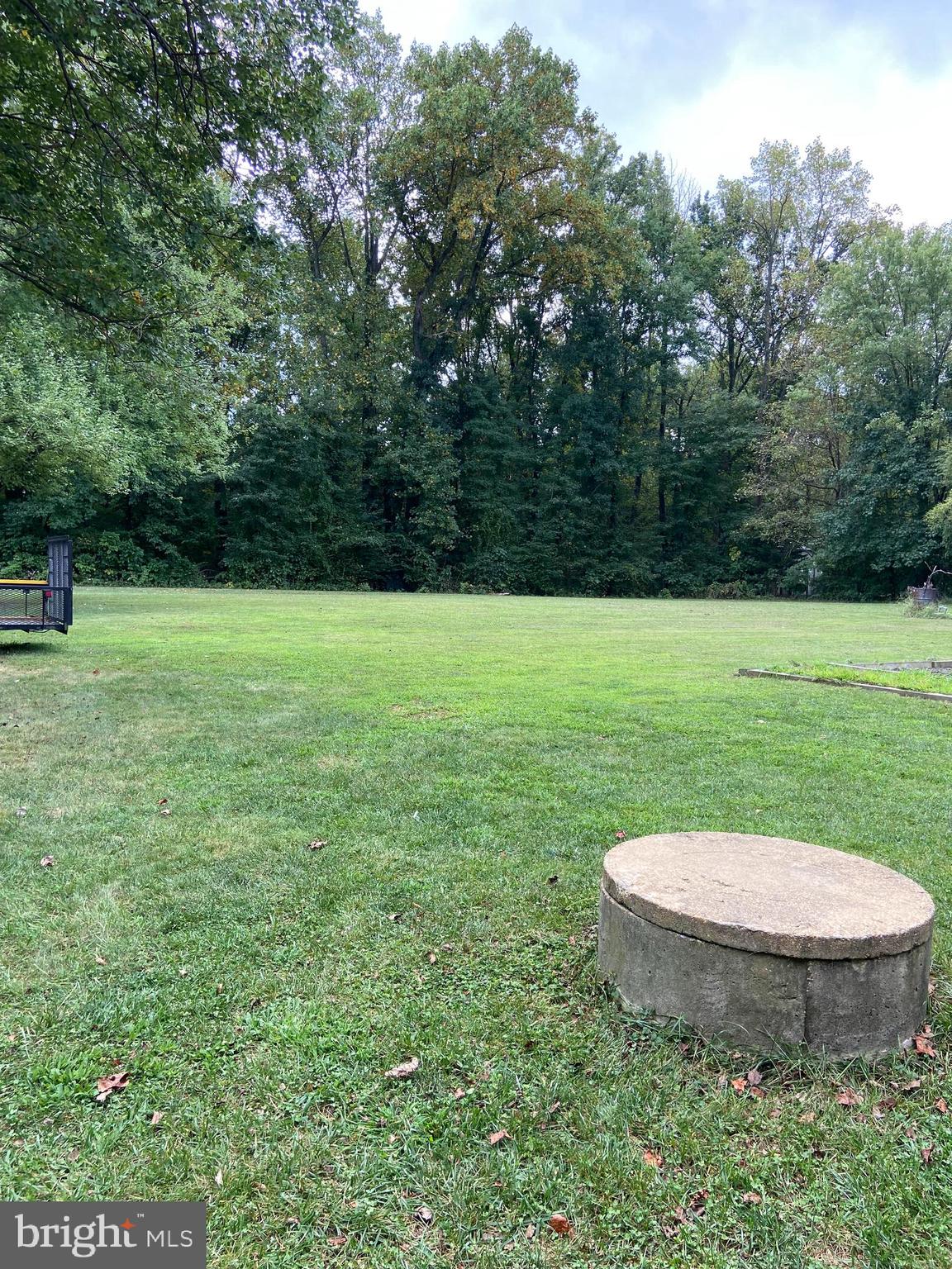 FOUR SEASONS - Residential Lease