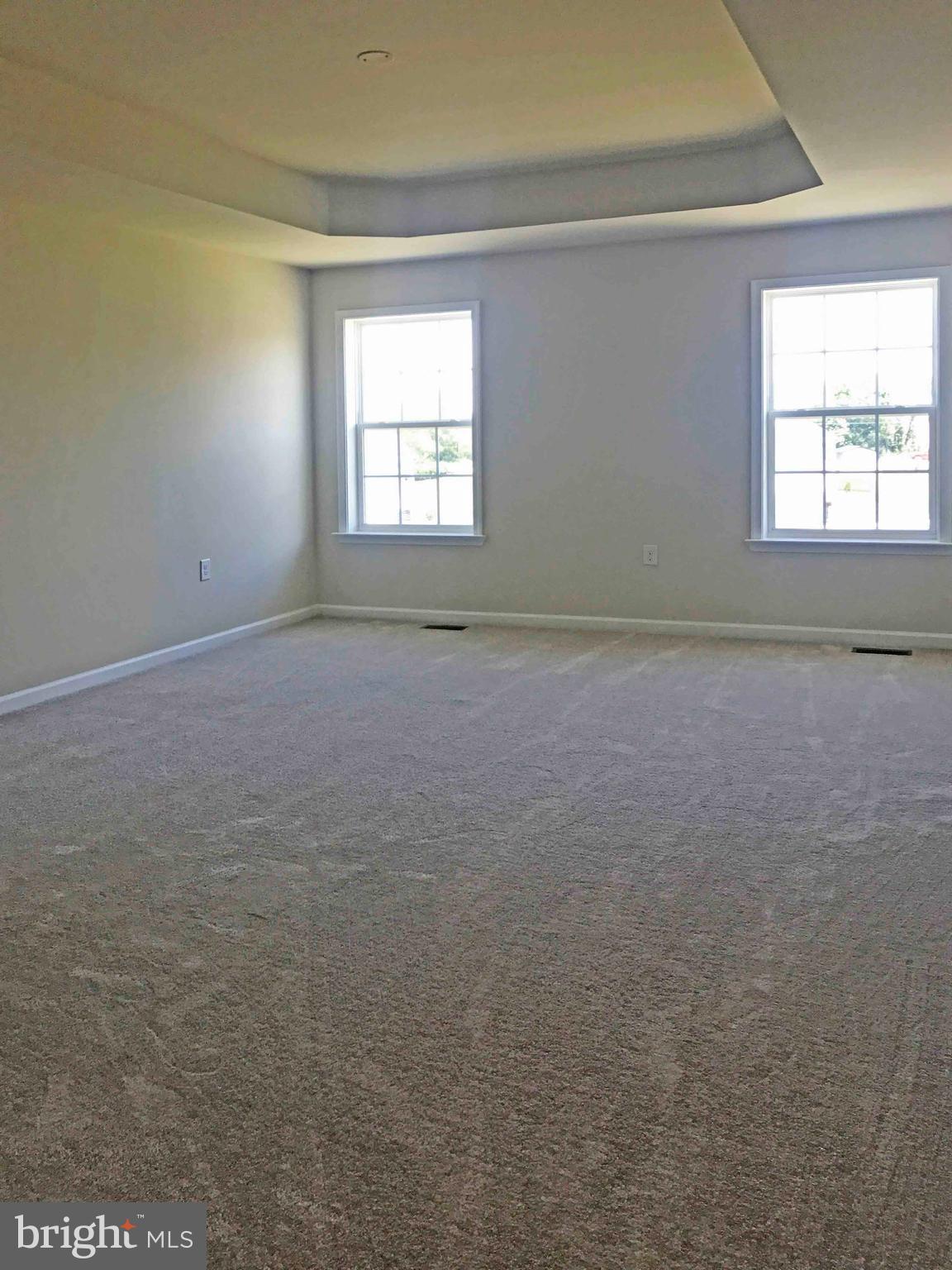 THE VILLAGE OF WASHINGTON TRAIL - Residential