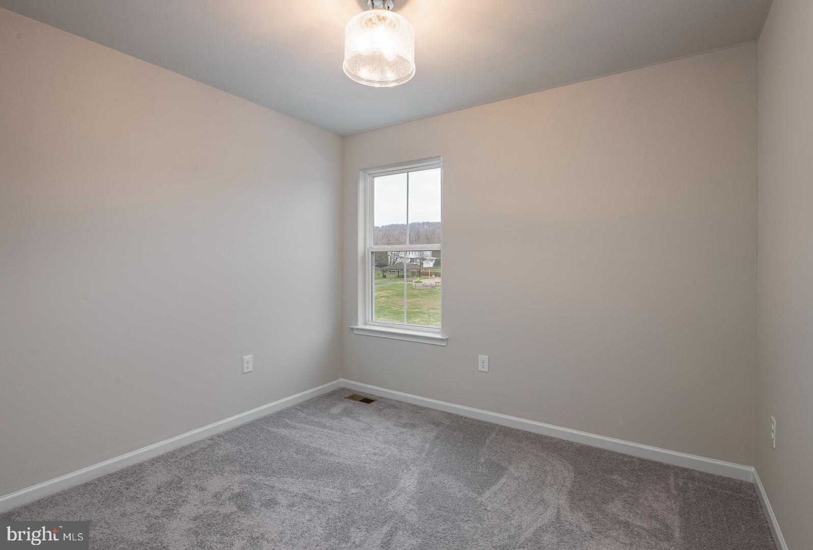 HAWKSTONE VILLAGE - Residential