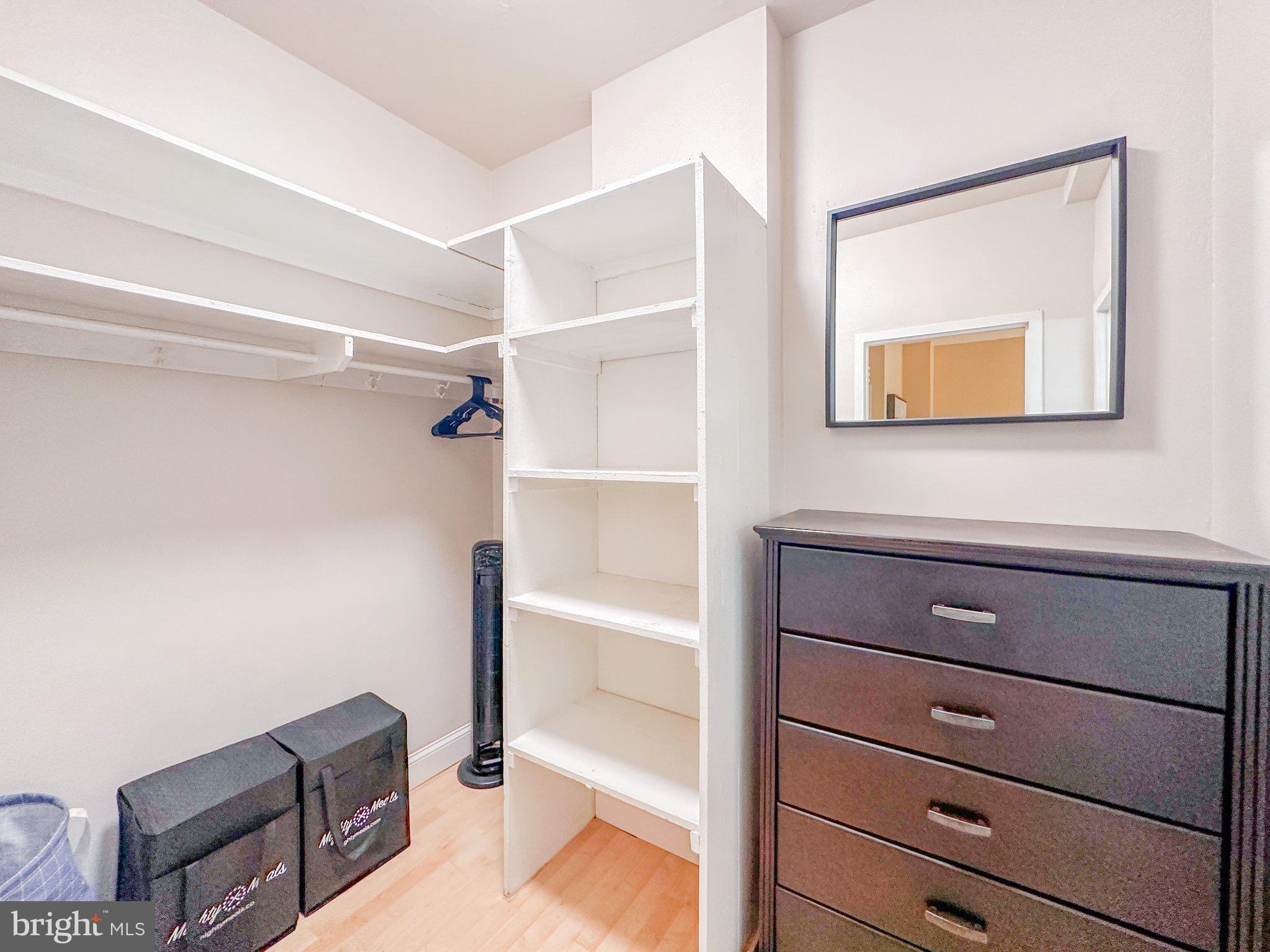 RIVER PLACE EAST - Residential