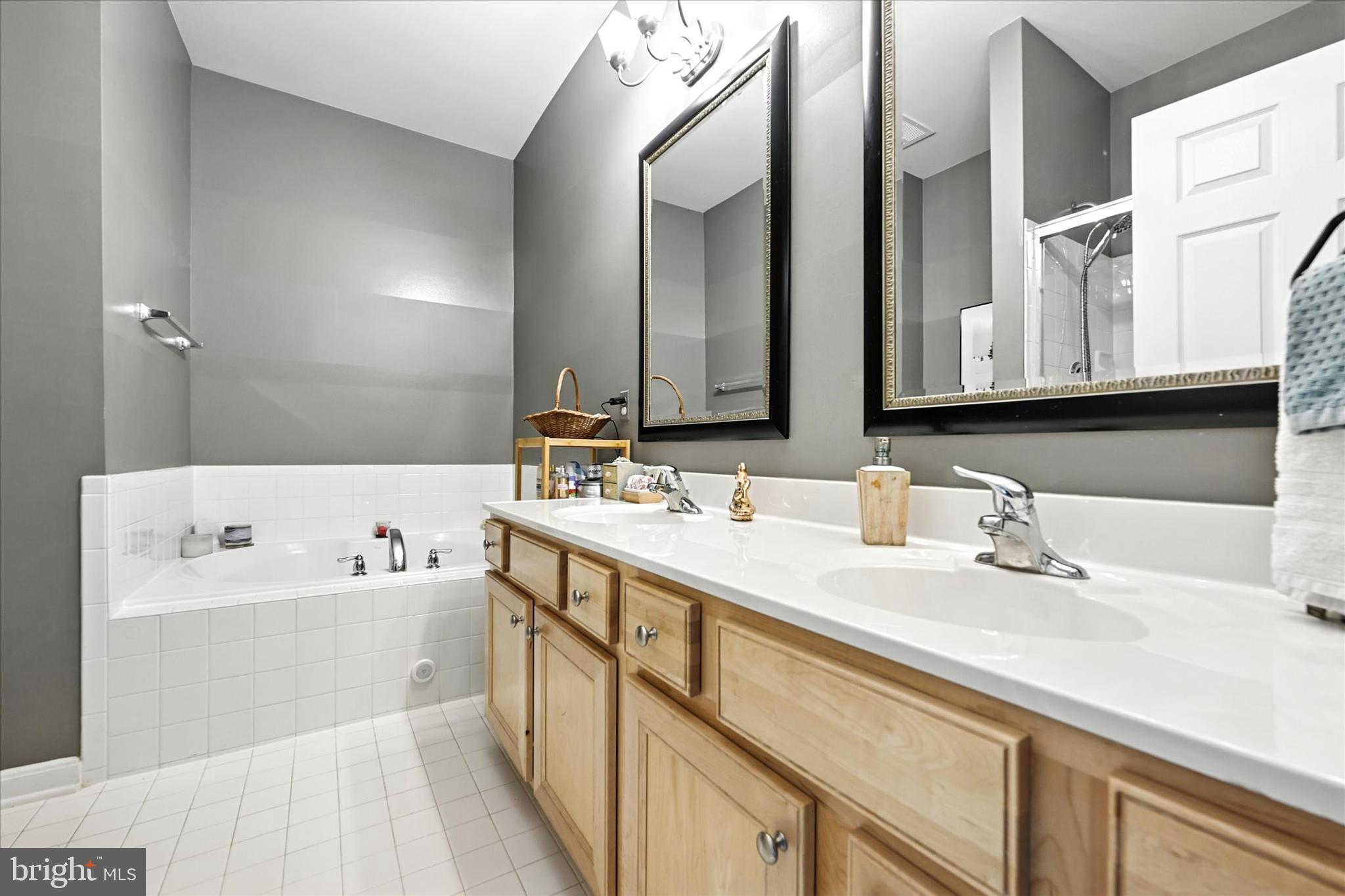 GREENWAY FARMS - Residential