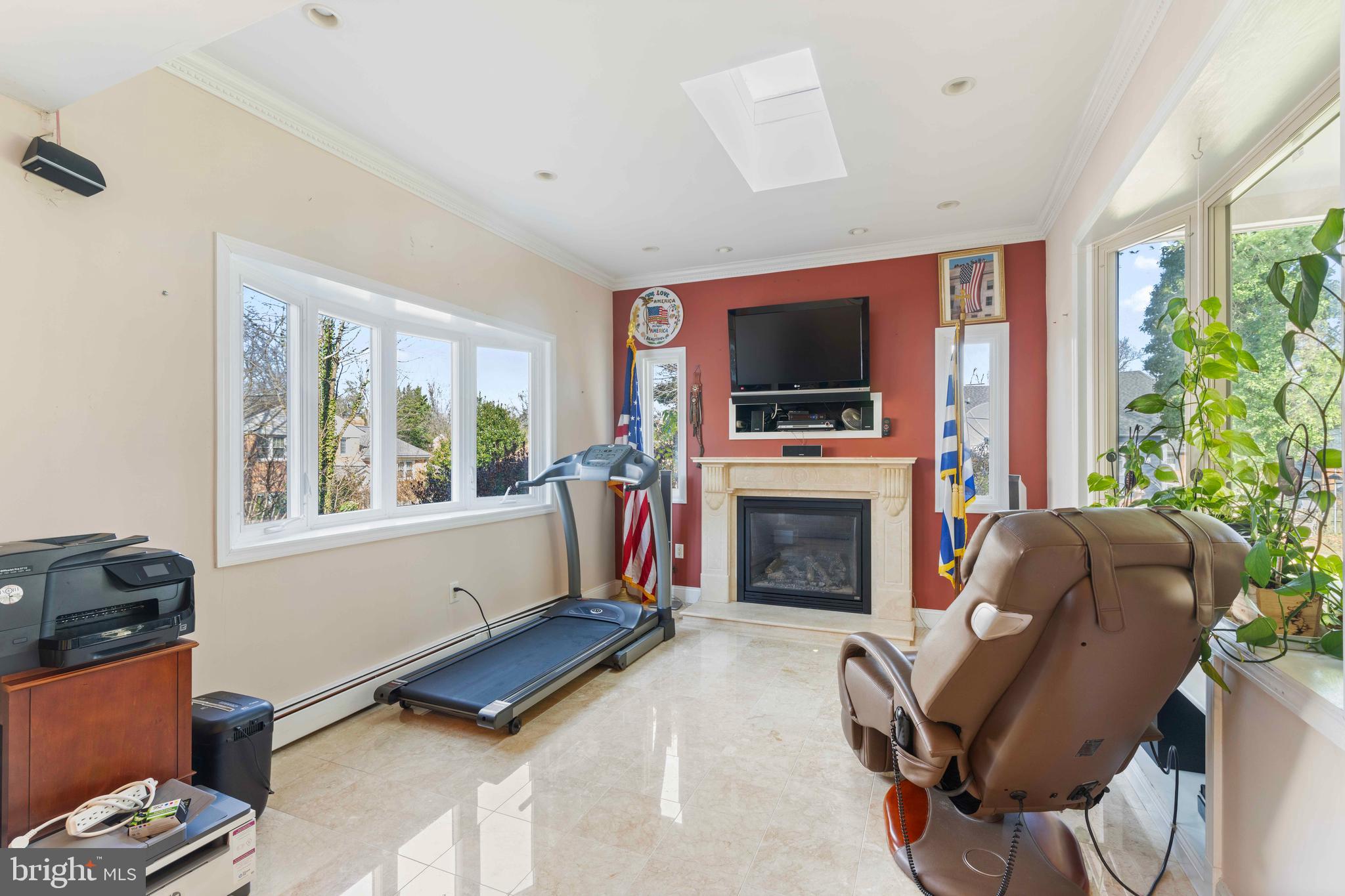 MC LEAN HAMLET - Residential