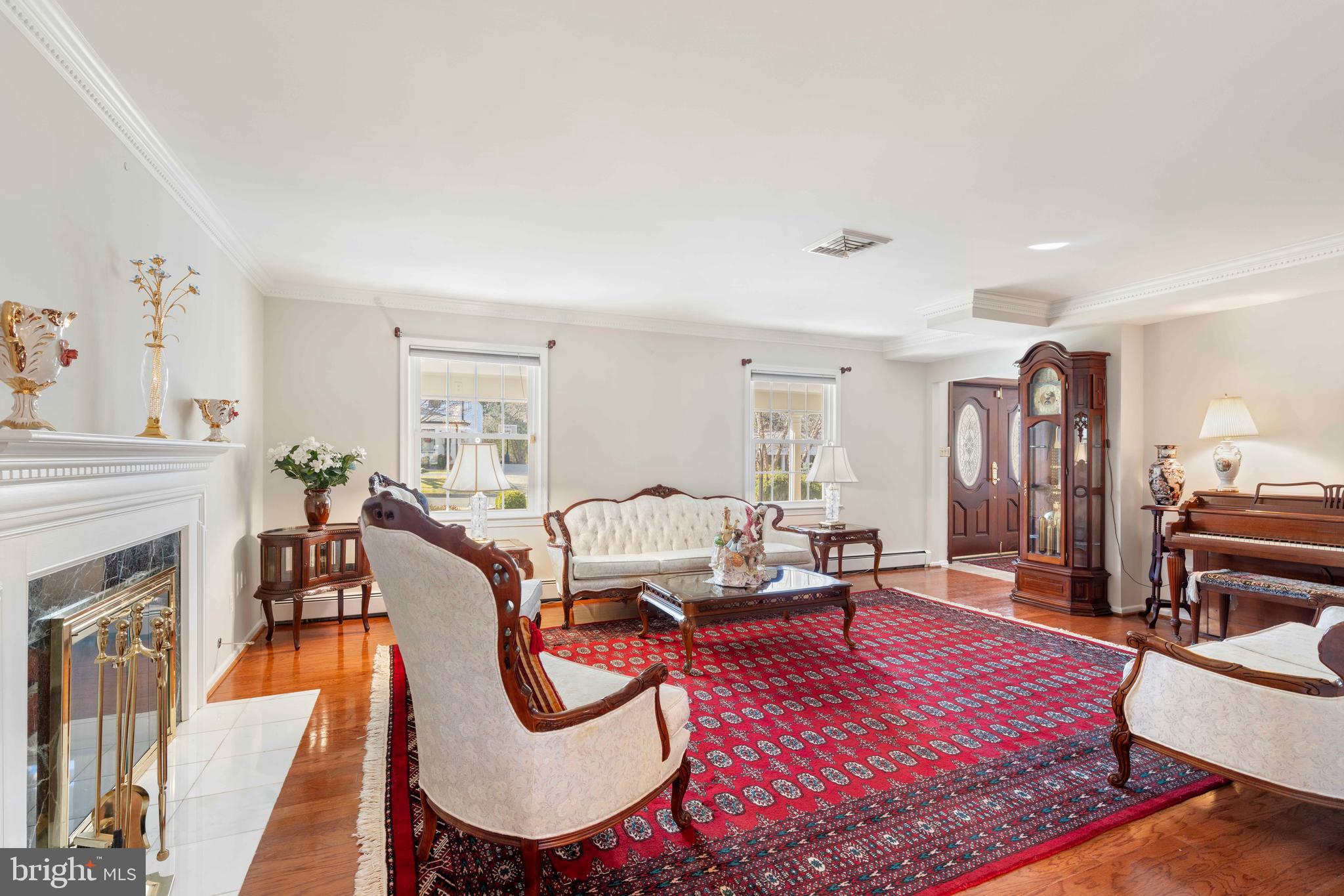 MC LEAN HAMLET - Residential