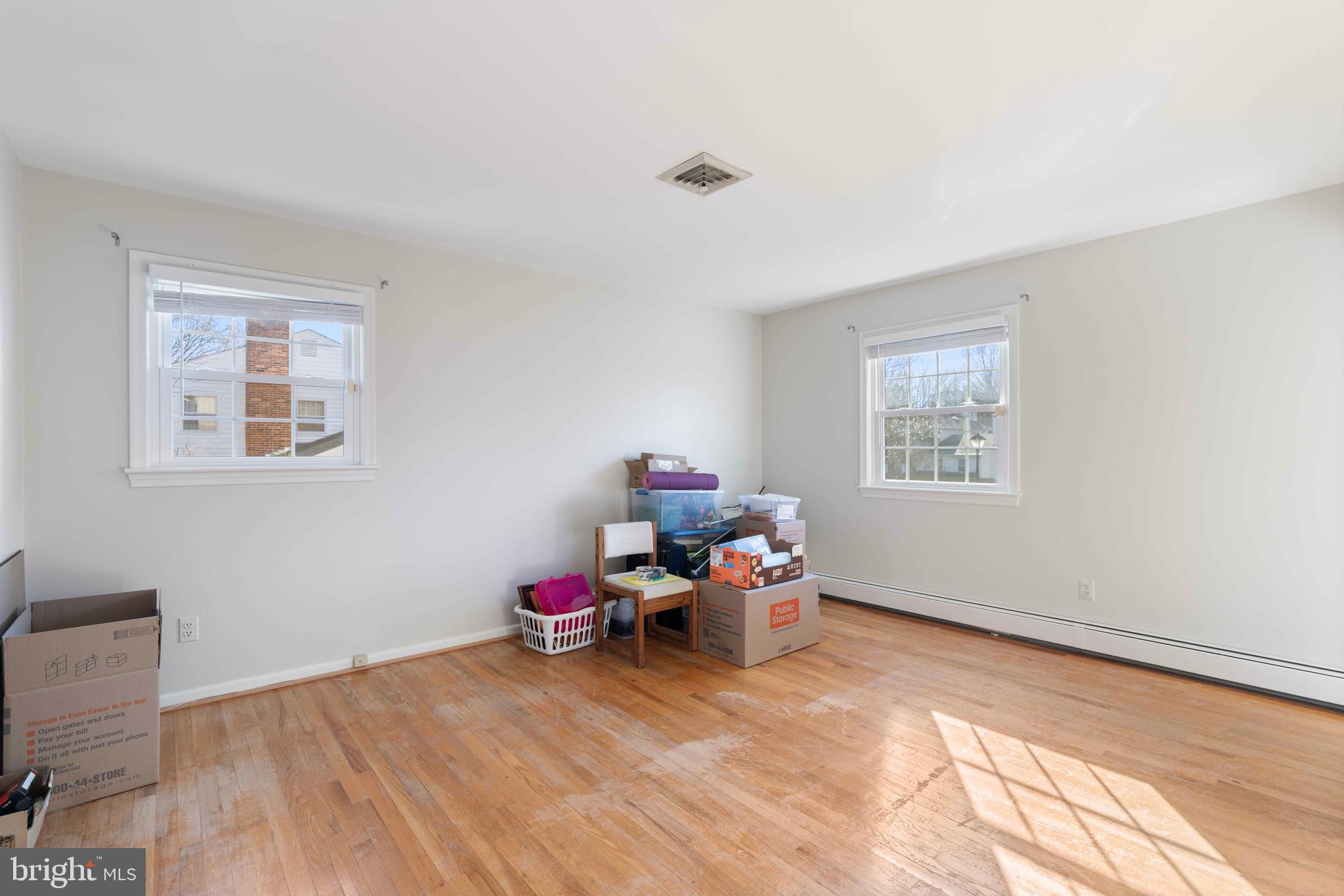 MC LEAN HAMLET - Residential