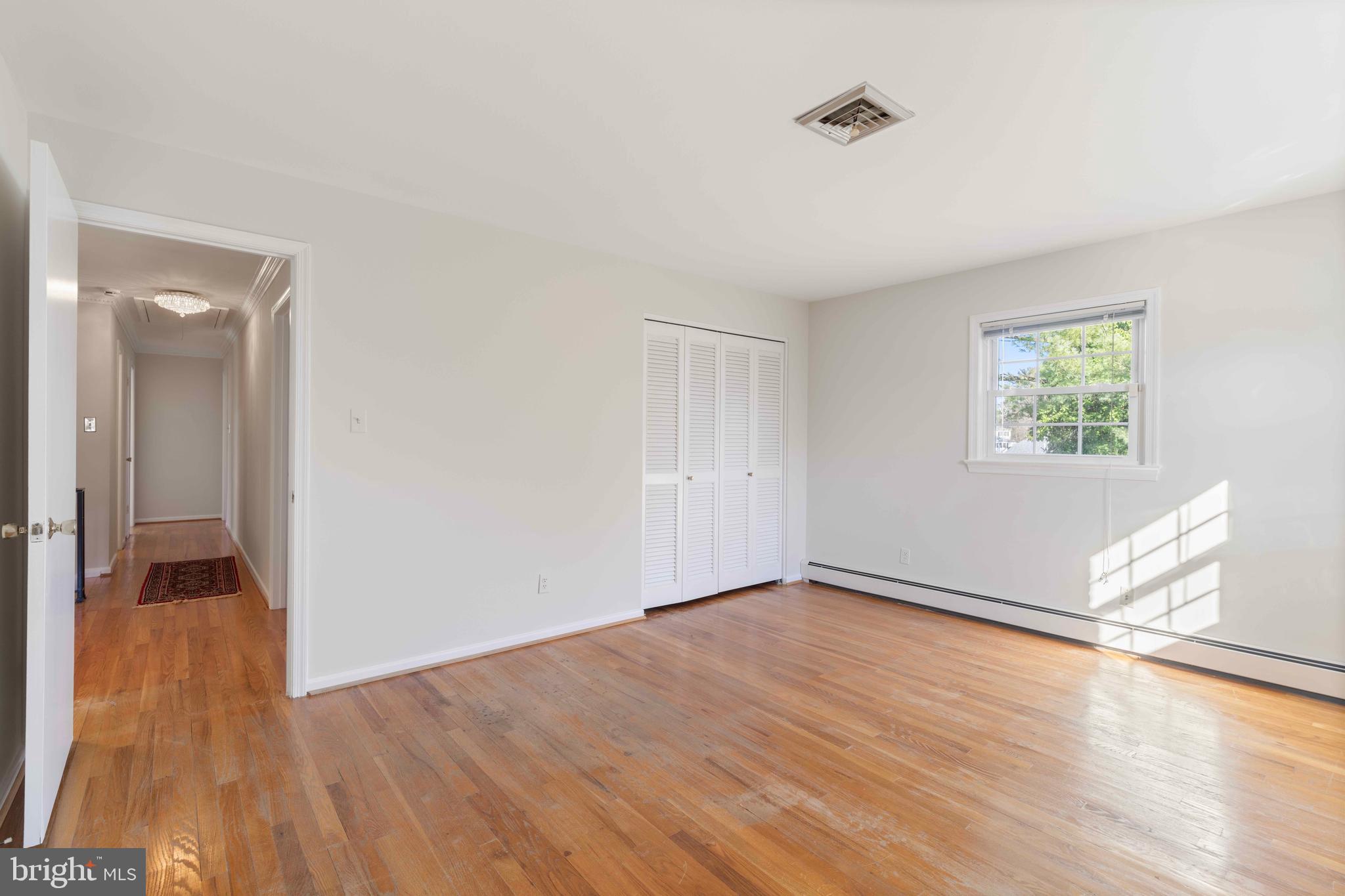 MC LEAN HAMLET - Residential