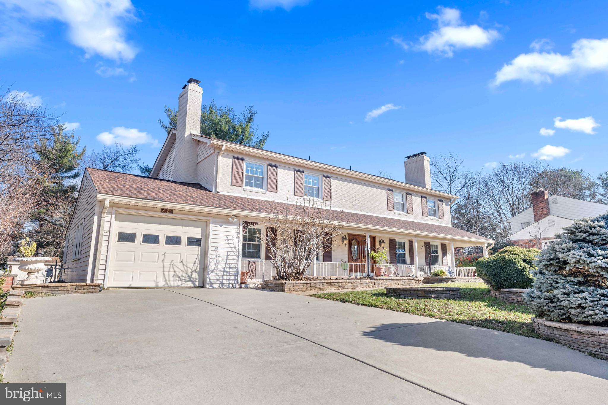 MC LEAN HAMLET - Residential