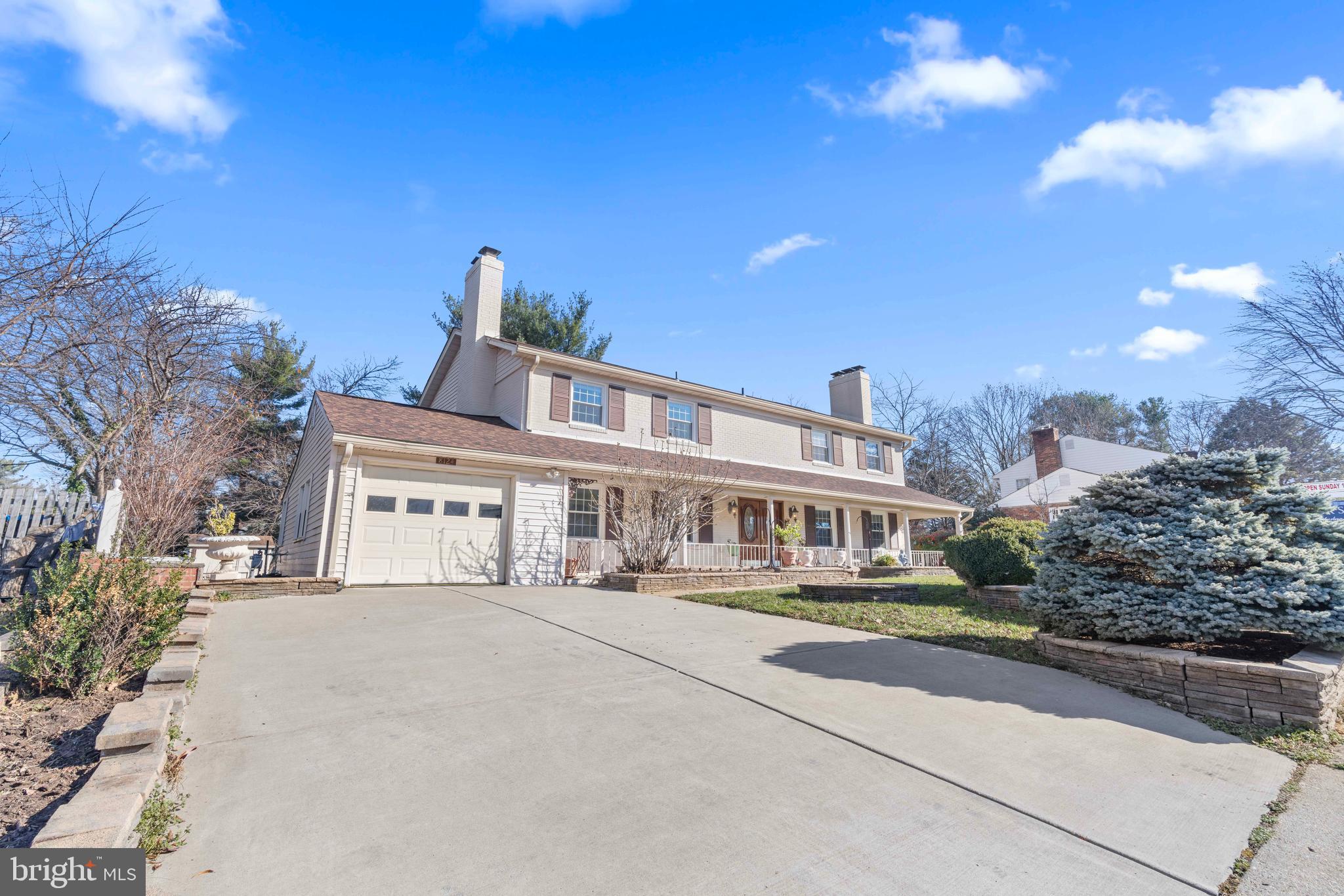 MC LEAN HAMLET - Residential