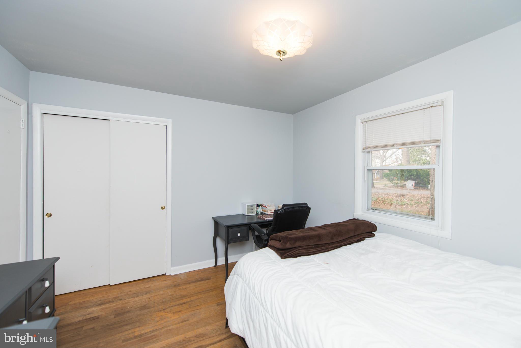 MANHATTAN BEACH - Residential