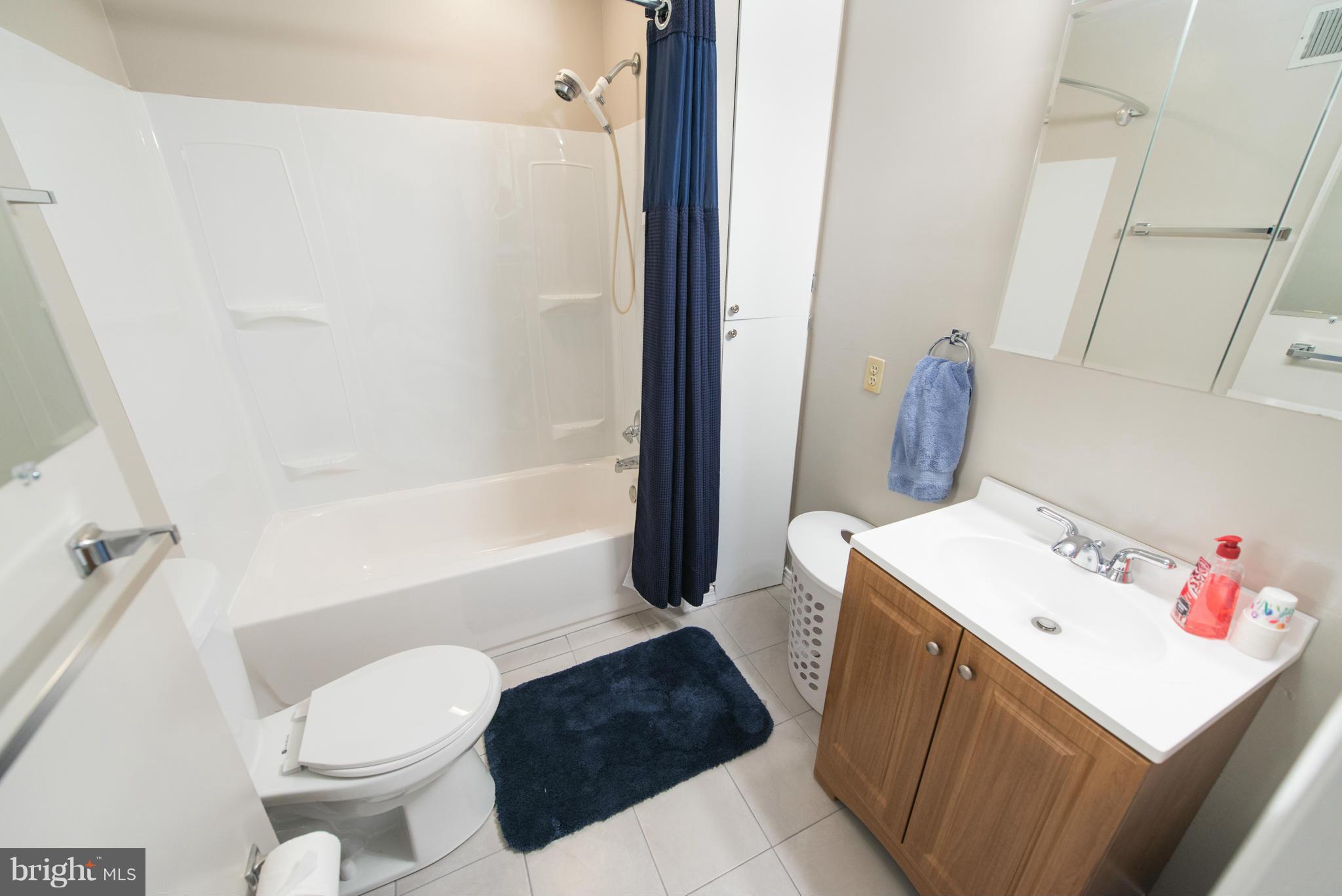 MANHATTAN BEACH - Residential