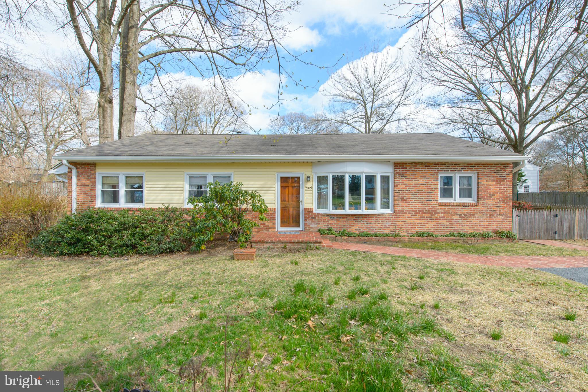 MANHATTAN BEACH - Residential