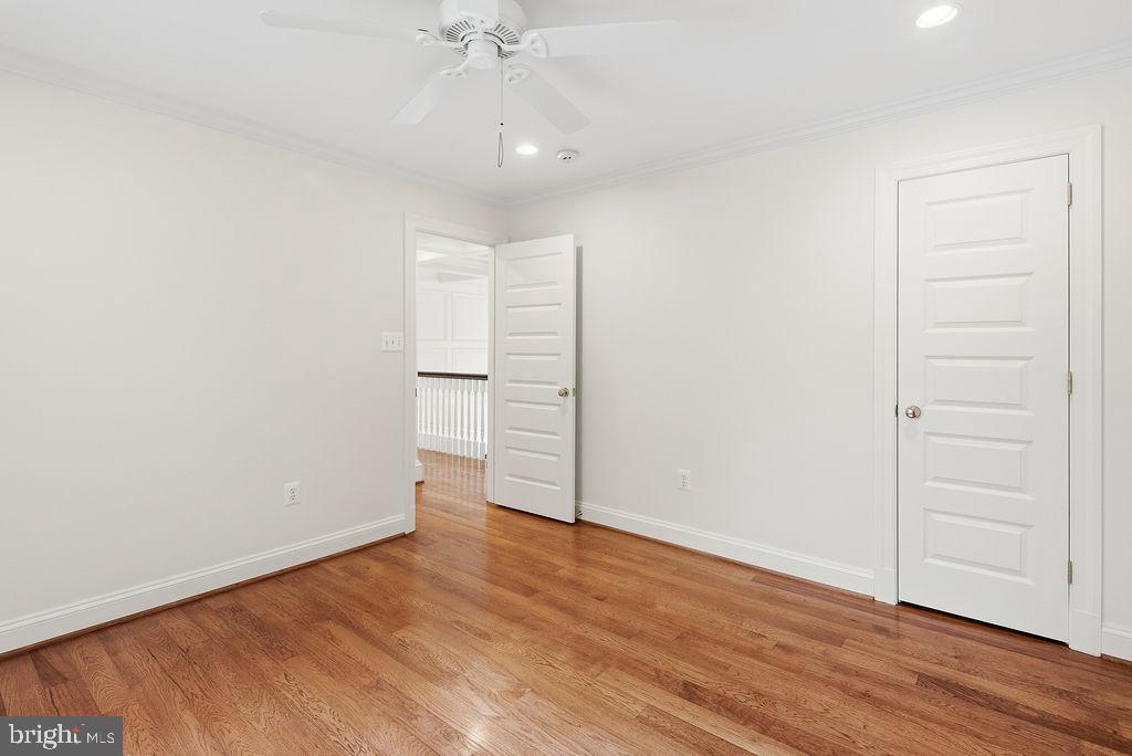 SHAKER WOODS - Residential