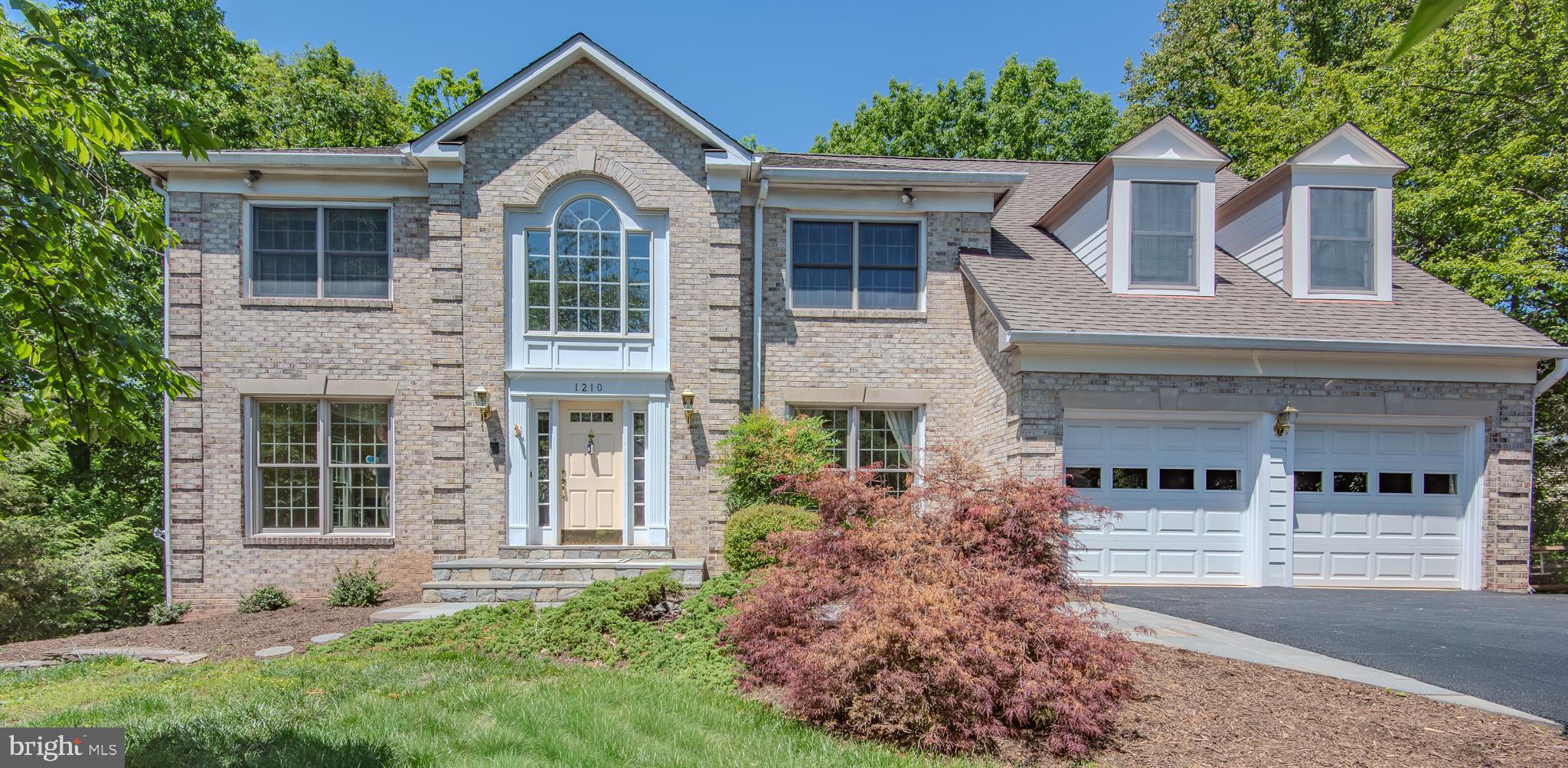 SHAKER WOODS - Residential