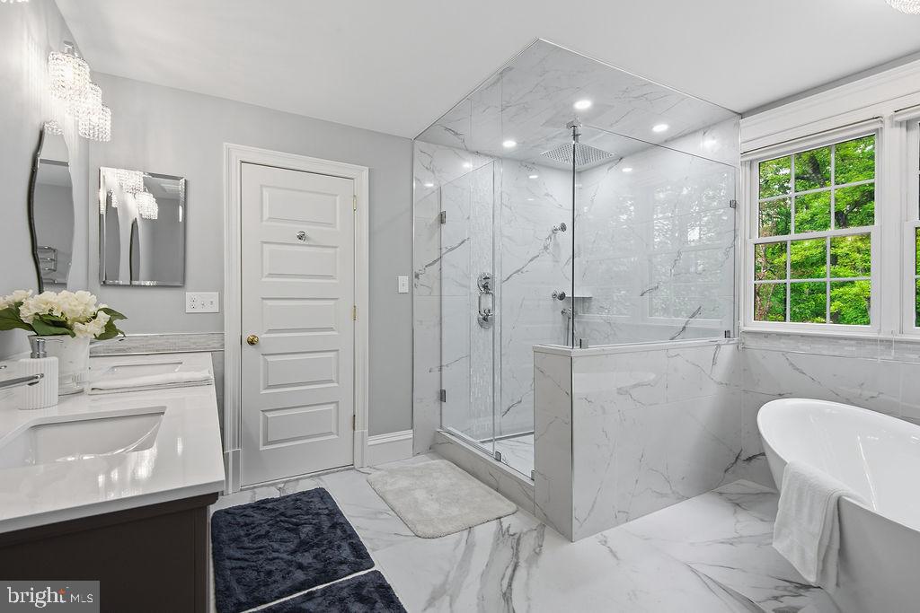 SHAKER WOODS - Residential