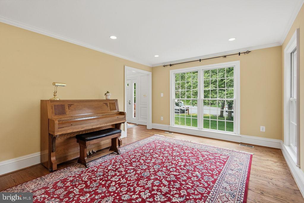 SHAKER WOODS - Residential