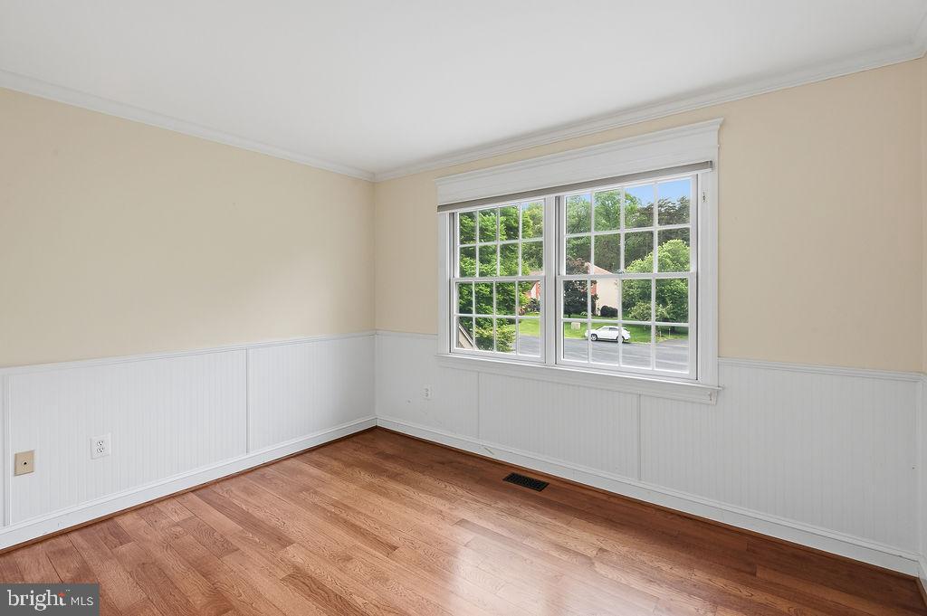 SHAKER WOODS - Residential