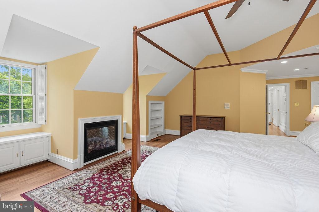 SHAKER WOODS - Residential