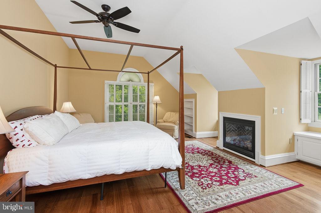 SHAKER WOODS - Residential