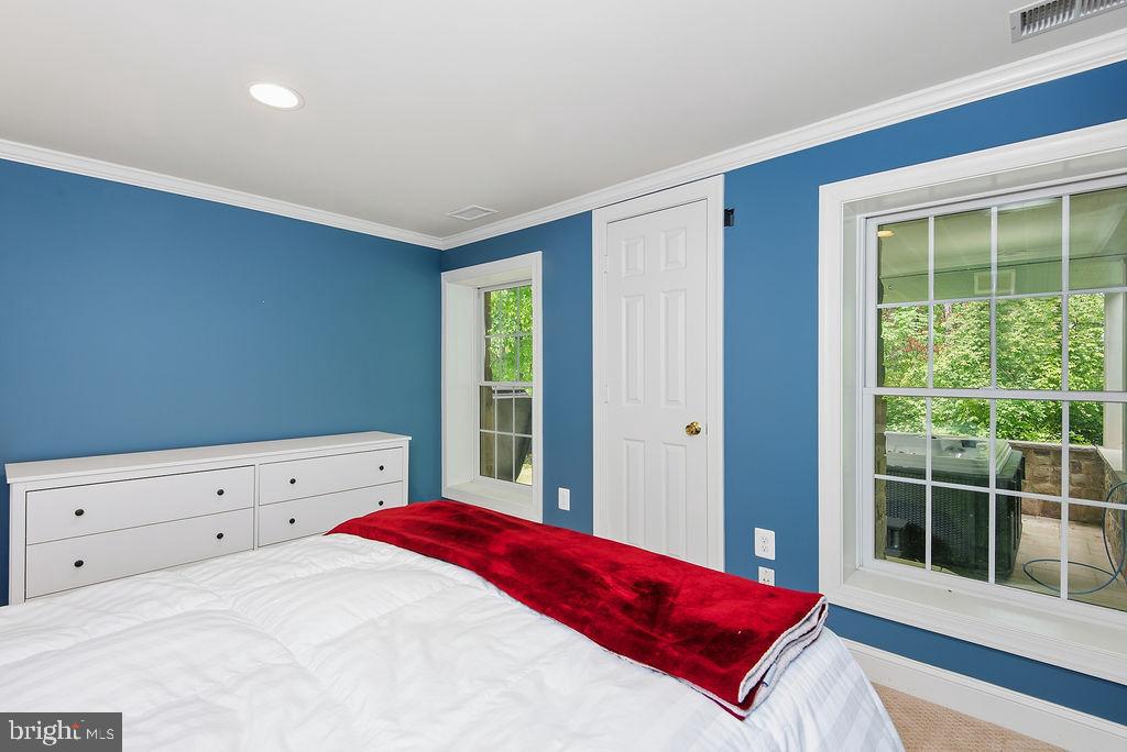 SHAKER WOODS - Residential