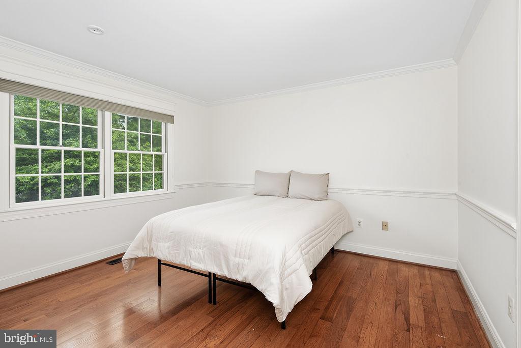 SHAKER WOODS - Residential