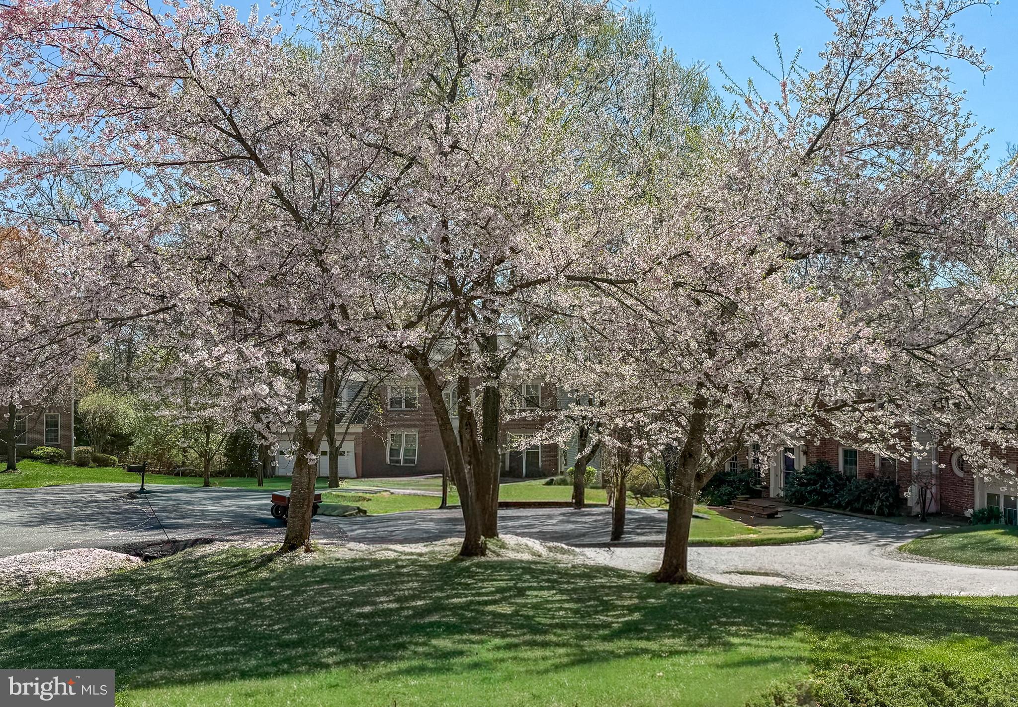 SHAKER WOODS - Residential
