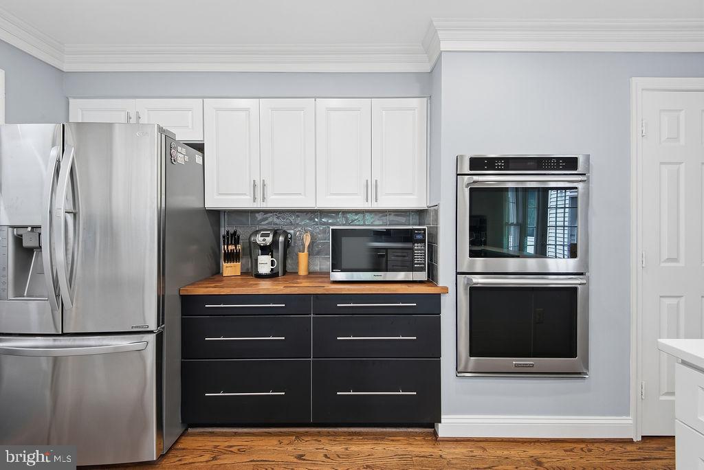 SHAKER WOODS - Residential