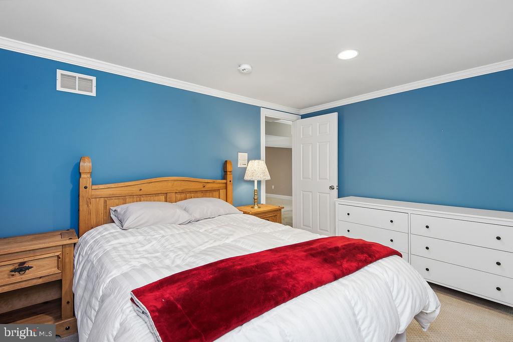 SHAKER WOODS - Residential