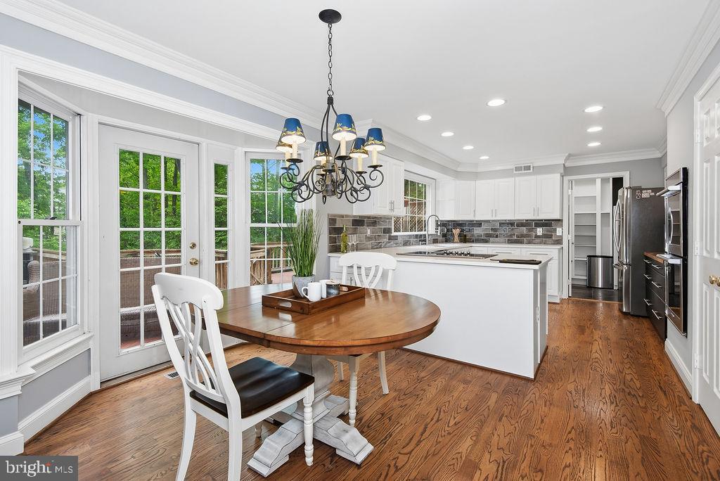 SHAKER WOODS - Residential