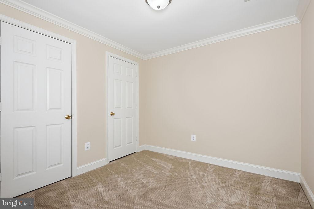 SHAKER WOODS - Residential