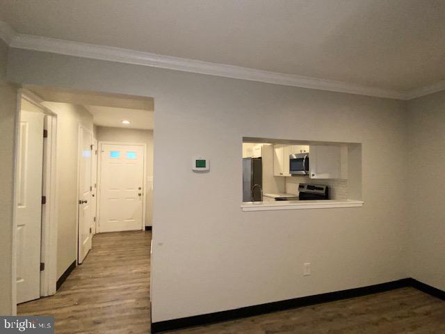 BELVEDERE SQUARE - Residential Lease