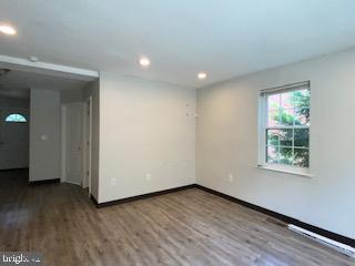 BELVEDERE SQUARE - Residential Lease