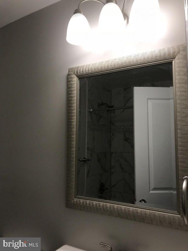 BELVEDERE SQUARE - Residential Lease