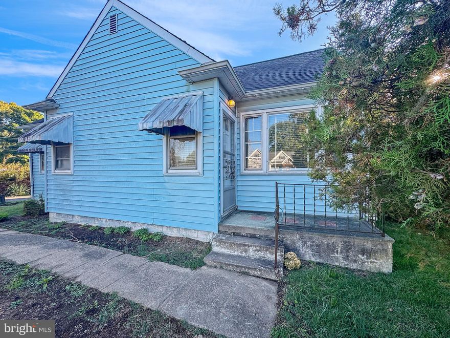 Investor Special in Prime Dahlgren Location!
Don’t miss this incredible opportunity to add value in the heart of Dahlgren! This 3 bedroom, 1 bath cottage is full of potential and ready for the right investor or handy homeowner to bring it back to life. Featuring original wood floors, spacious bedrooms, full bathroom with linen closet and potential for a dedicated laundry room. Outside you will find a fully fenced in backyard, paved driveway, 2 outbuildings with electric. This property offers great bones and endless possibilities for renovation.

Conveniently located just minutes from the Dahlgren Naval Base, Harry Nice Bridge, and the Machodoc Creek marina, it’s perfectly positioned for commuters, military families, or short and long-term rental opportunities. With an ARV estimated around $350,000, there’s plenty of room for equity and profit.

Bring your vision and turn this cottage into a cozy dream or a strong cash-flowing investment!